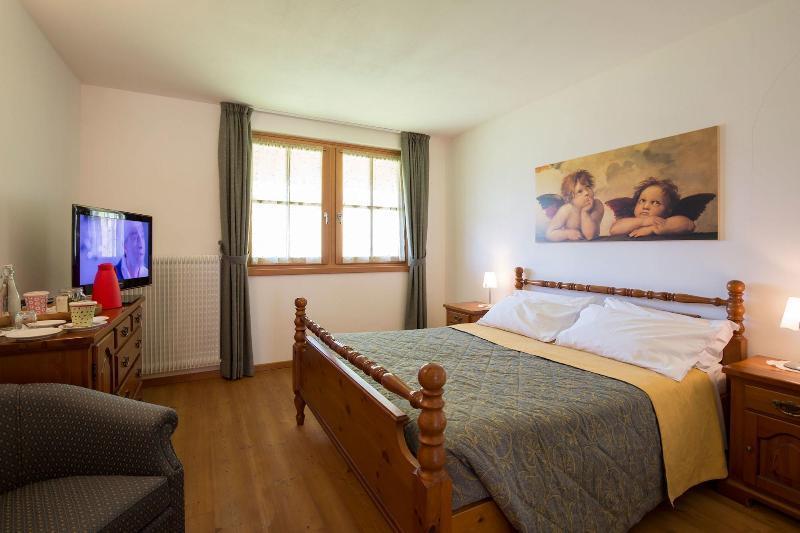 Garni Lilly Hotel San Lorenzo Dorsino Exterior foto