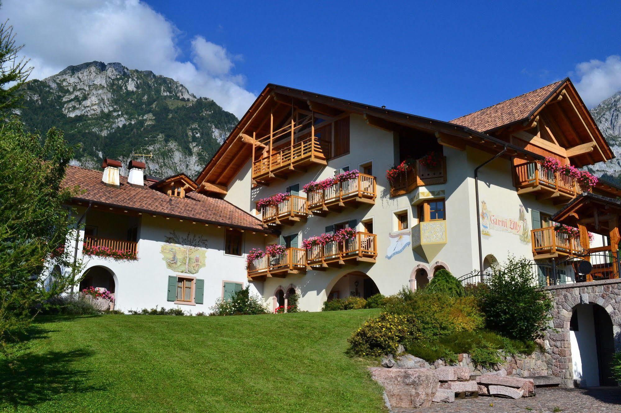 Garni Lilly Hotel San Lorenzo Dorsino Exterior foto